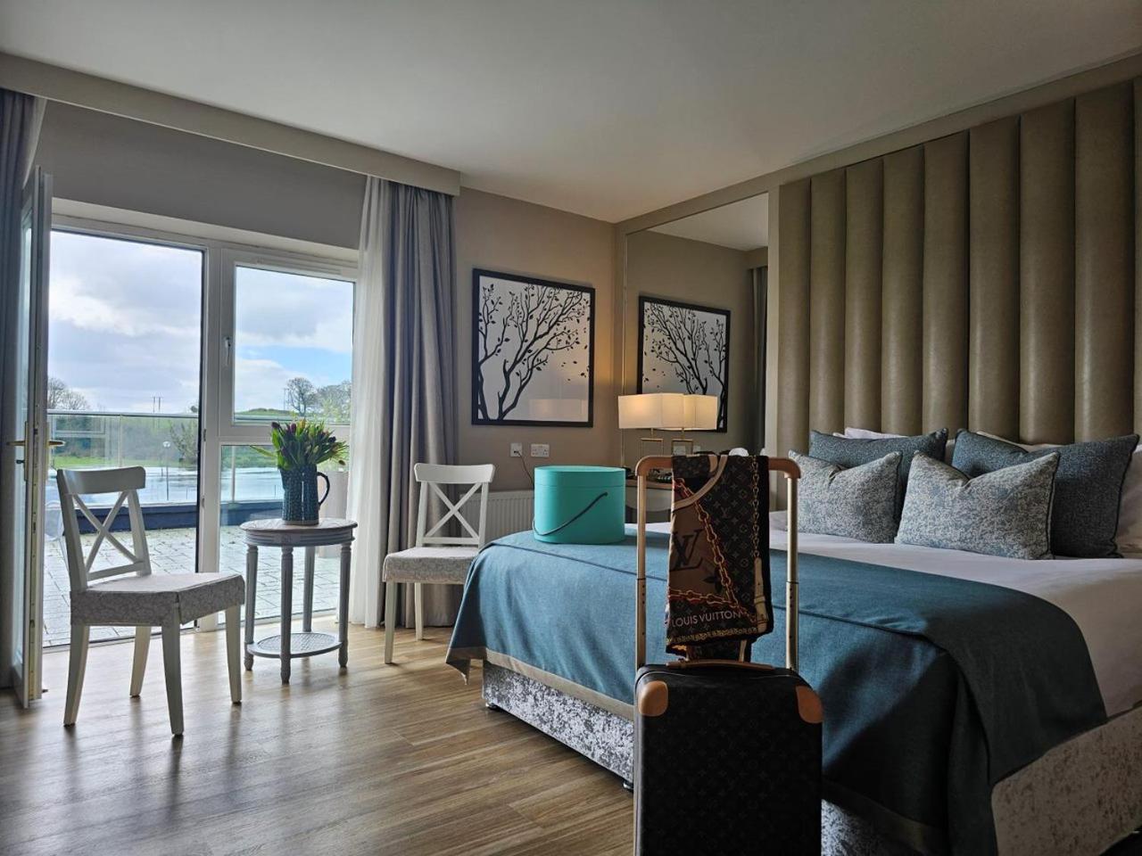 Moycarn Lodge & Marina 밸리너슬로 외부 사진